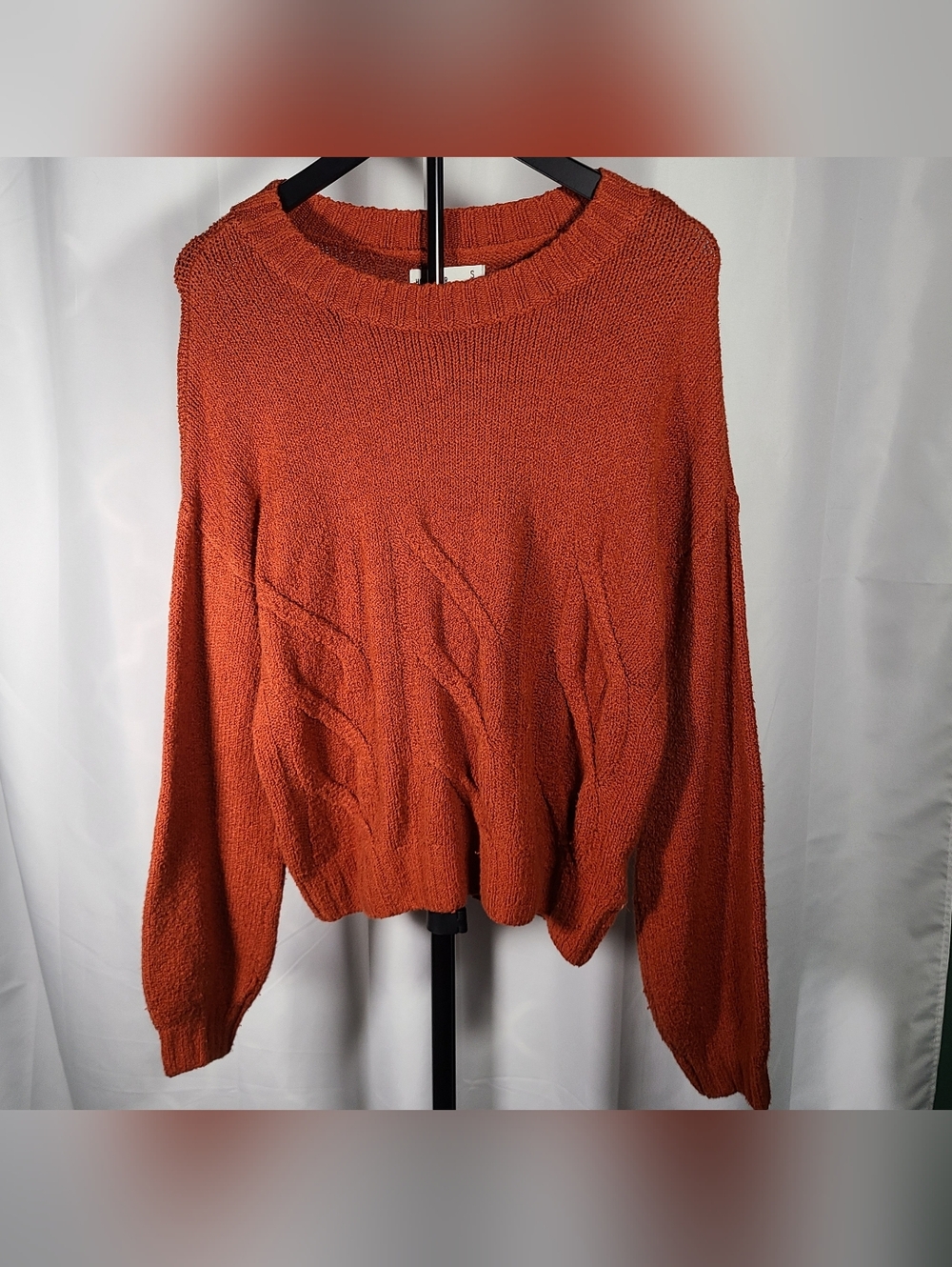Hollister Cable-Knit Crew Sweater in Rust